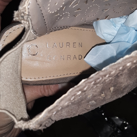 Beautiful Lauren Conrad heels - Picture 6 of 6